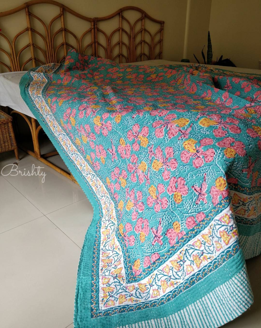 Petunia floral kantha bedcover