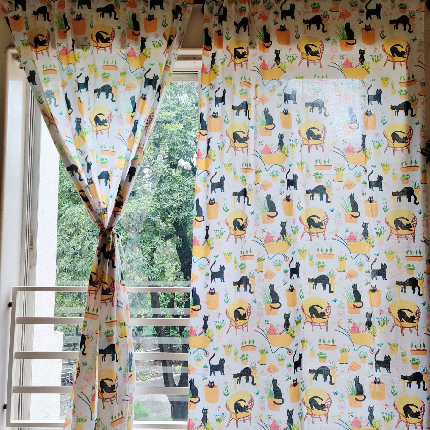 Cat printed curtains for cat lovers